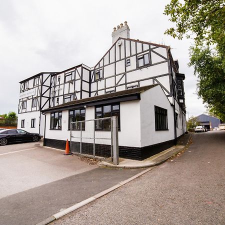 Oyo The Royal Hotel Dunston  Exterior photo