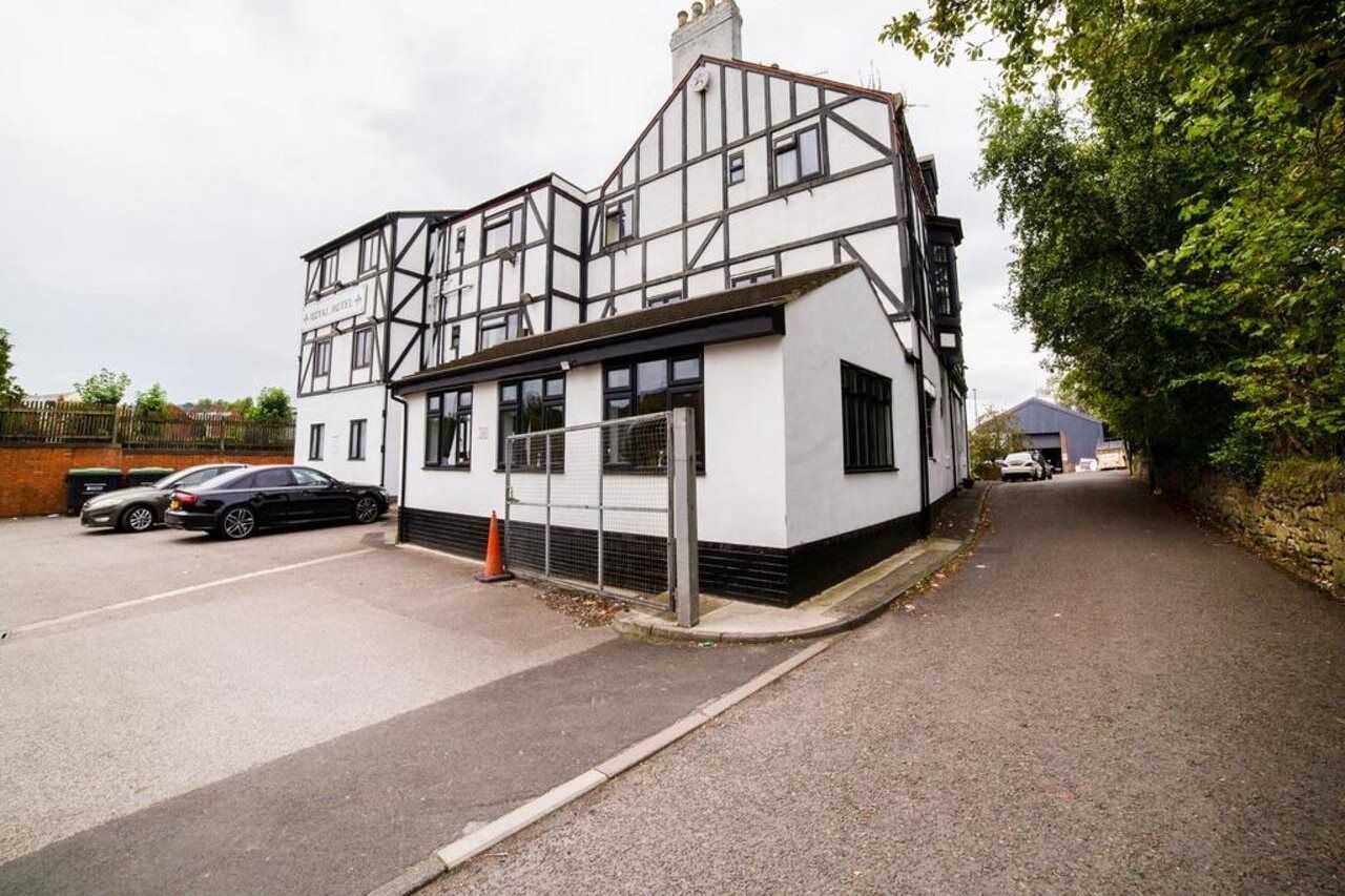 Oyo The Royal Hotel Dunston  Exterior photo